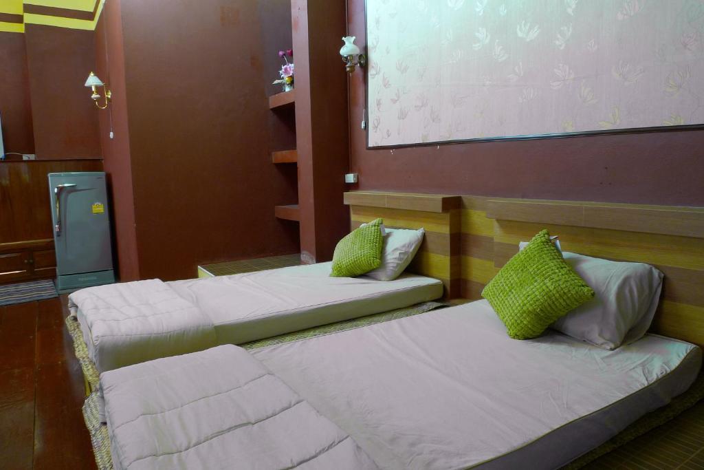 Baan Kaewta Hotel Csiangmaj Szoba fotó